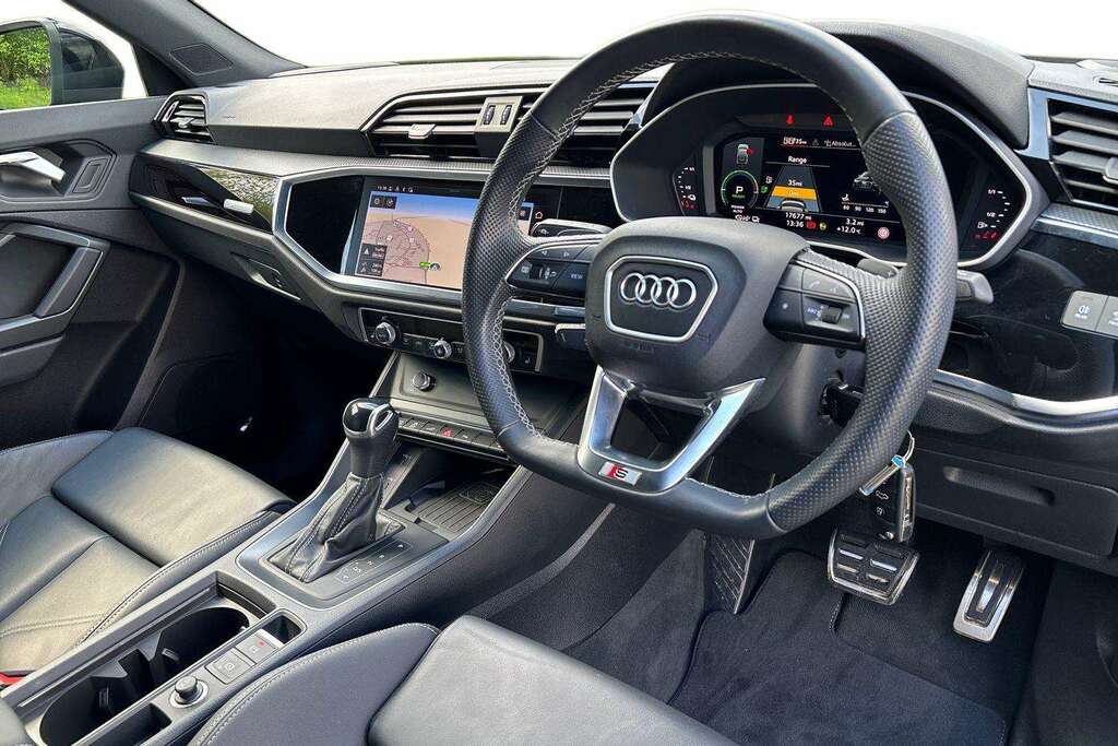 Audi Q3 45 Tfsi E Black Edition S Tronic Tech Pack 2 Black #6