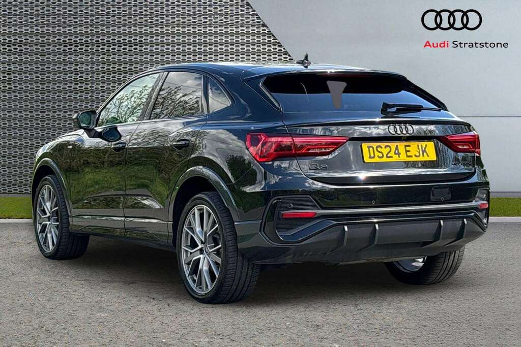 Audi Q3 45 Tfsi E Black Edition S Tronic Tech Pack 2 Black #3