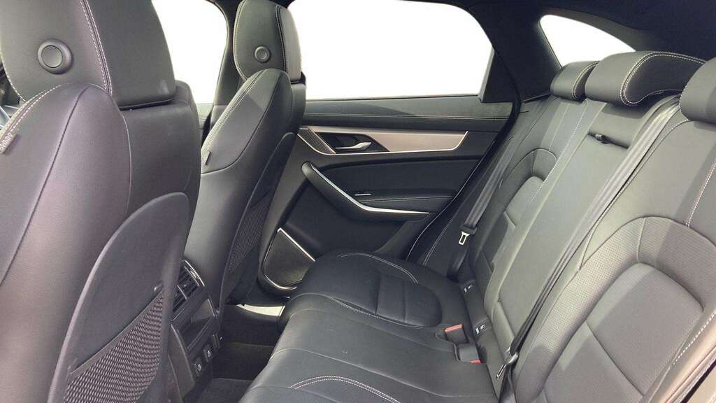 Jaguar F-Pace 2.0 D200 R-dynamic Se Black Awd 2024 SB24HRW White #4