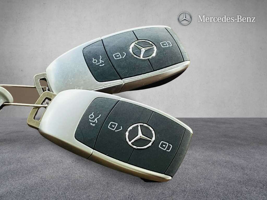 Mercedes-Benz GLE Class 300D 4Matic Amg Line Prem 9G-tron 7 St 201 SC69XMX White #6