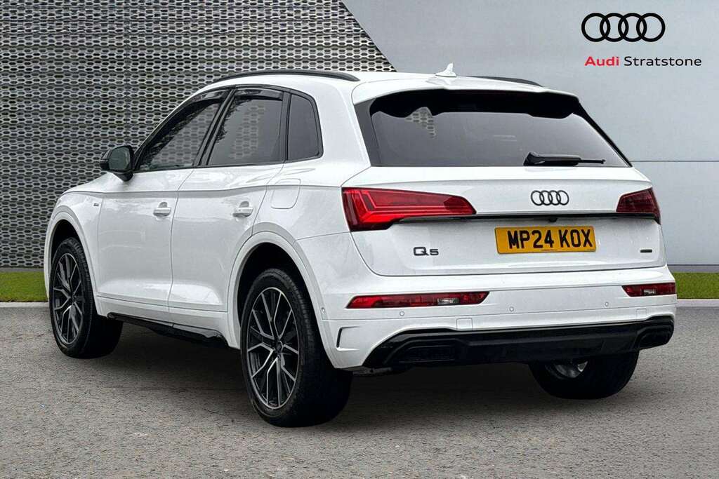 Audi Q5 50 Tfsi E Quattro Black Edition S Tronic 2024 MP24KOX White #3