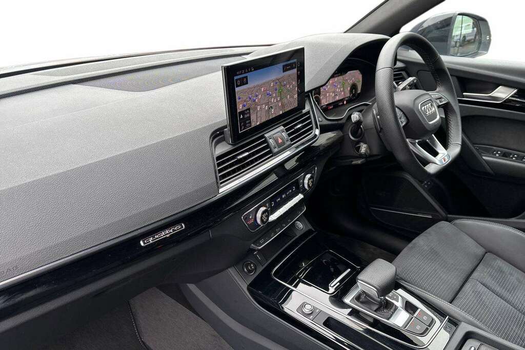 Audi Q5 50 Tfsi E Quattro Black Edition S Tronic 2024 MP24KOX White #2