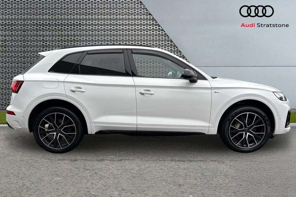 Audi Q5 50 Tfsi E Quattro Black Edition S Tronic 2024 MP24KOX White #4