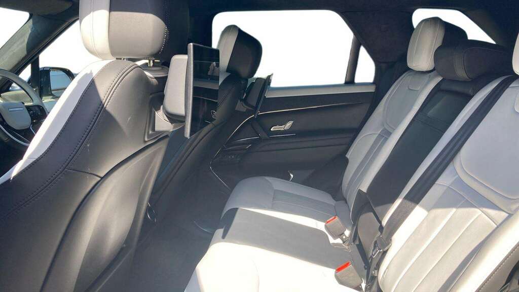 Land Rover Range Rover Sport 3.0 P460e 2024 BG24HUP Black #4