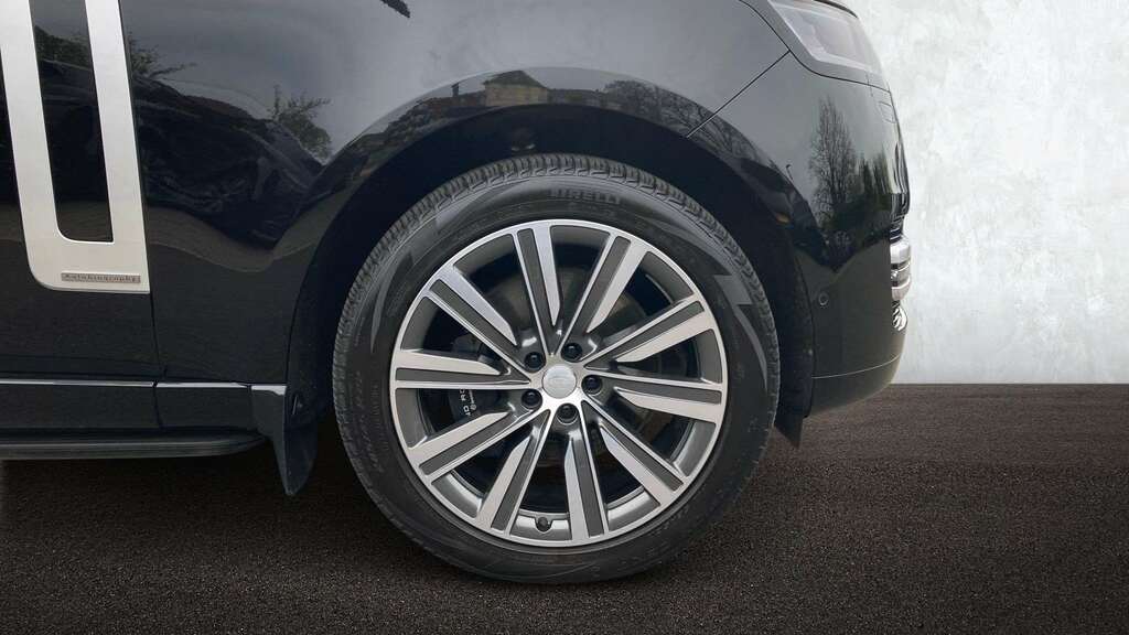 Land Rover Range Rover 3.0 P550e 2023 Black #6