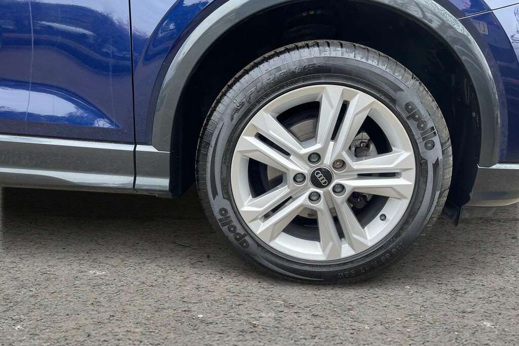 Audi Q2 30 Tfsi Sport 2022 RE22HWO Blue #5