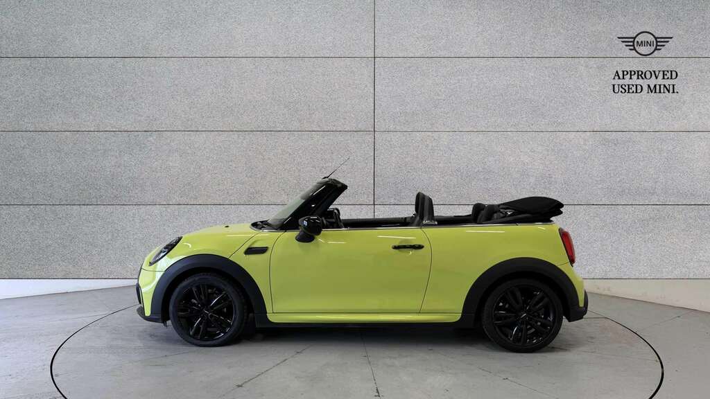 Mini Convertible 1.5 Cooper Sport 2023 KF73WRV Yellow #3