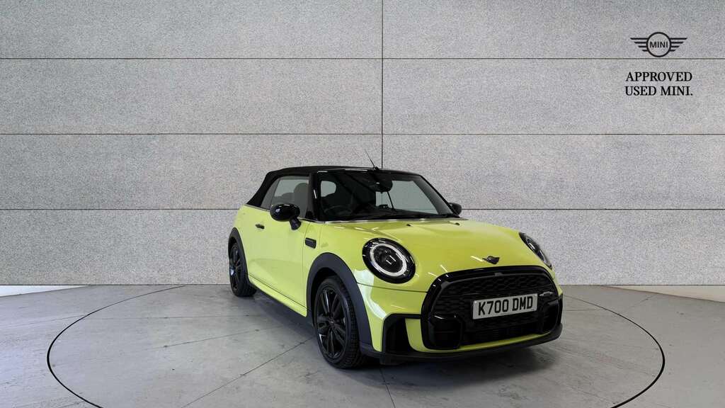 Mini Convertible 1.5 Cooper Sport 2023 Yellow