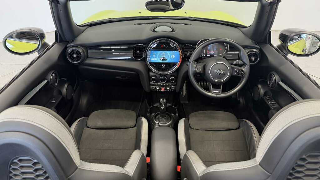 Mini Convertible 1.5 Cooper Sport 2023 KF73WRV Yellow #4
