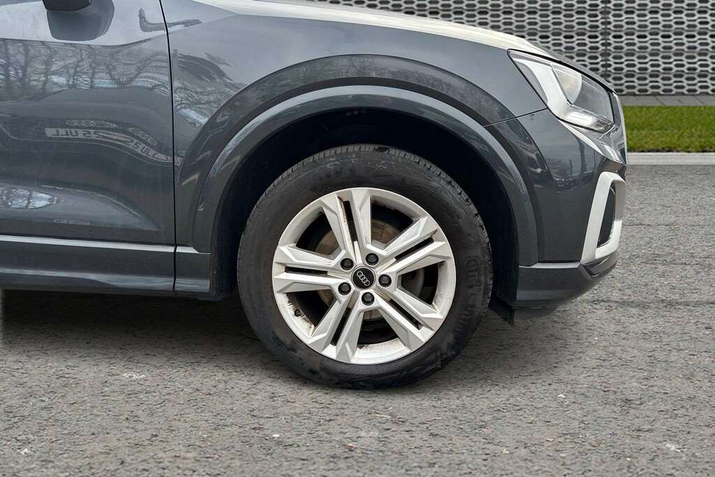 Audi Q2 35 Tfsi Sport 2023 MJ23NLN Grey #5