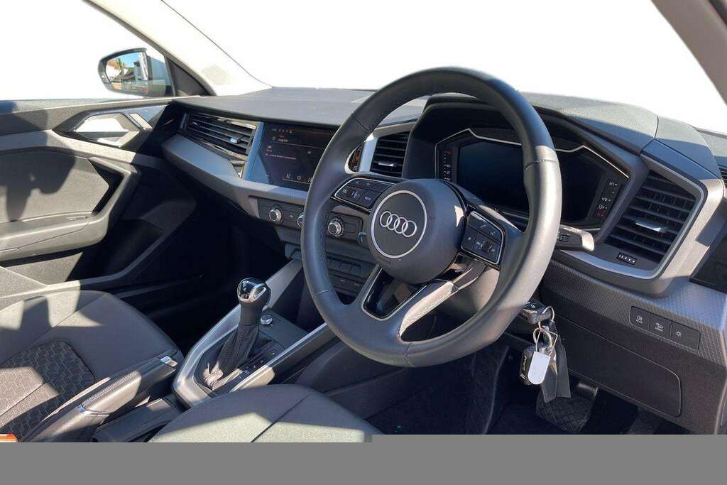 Audi A1 25 Tfsi Sport S Tronic 2024 RA24MPV White #5