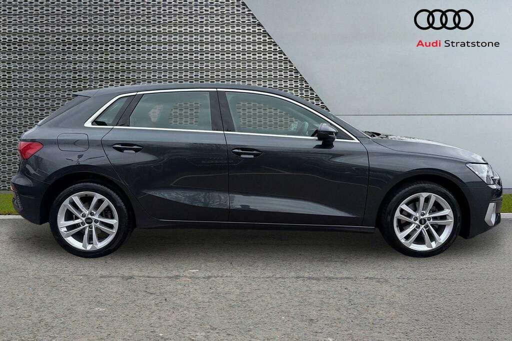 Audi A3 35 Tfsi Sport 2024 KW24BMO Grey #4