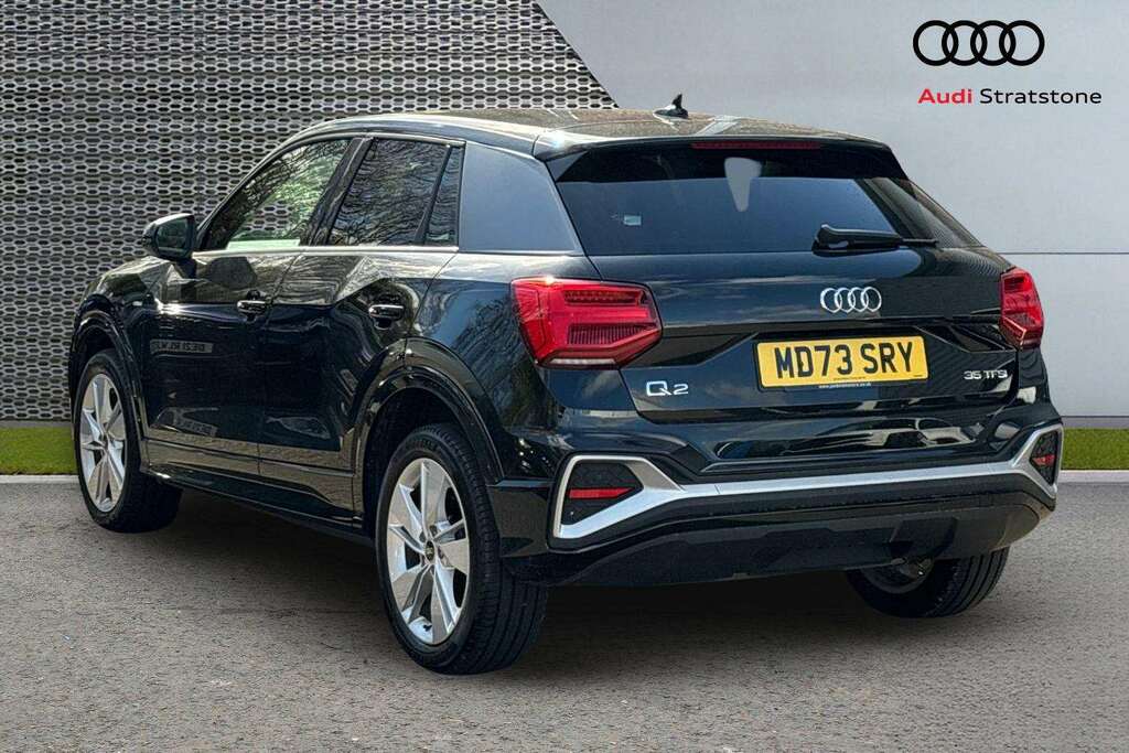 Audi Q2 35 Tfsi S Line S Tronic 2023 MD73SRY Grey #3