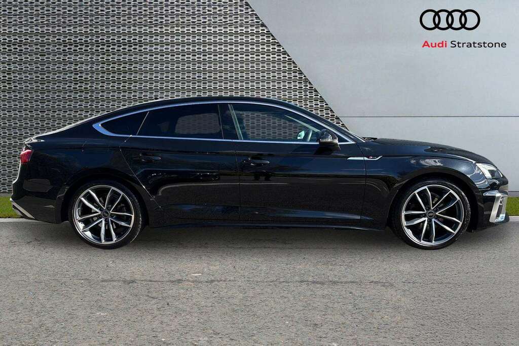 Audi A5 35 Tfsi S Line S Tronic 2024 MK24FHD Black #4