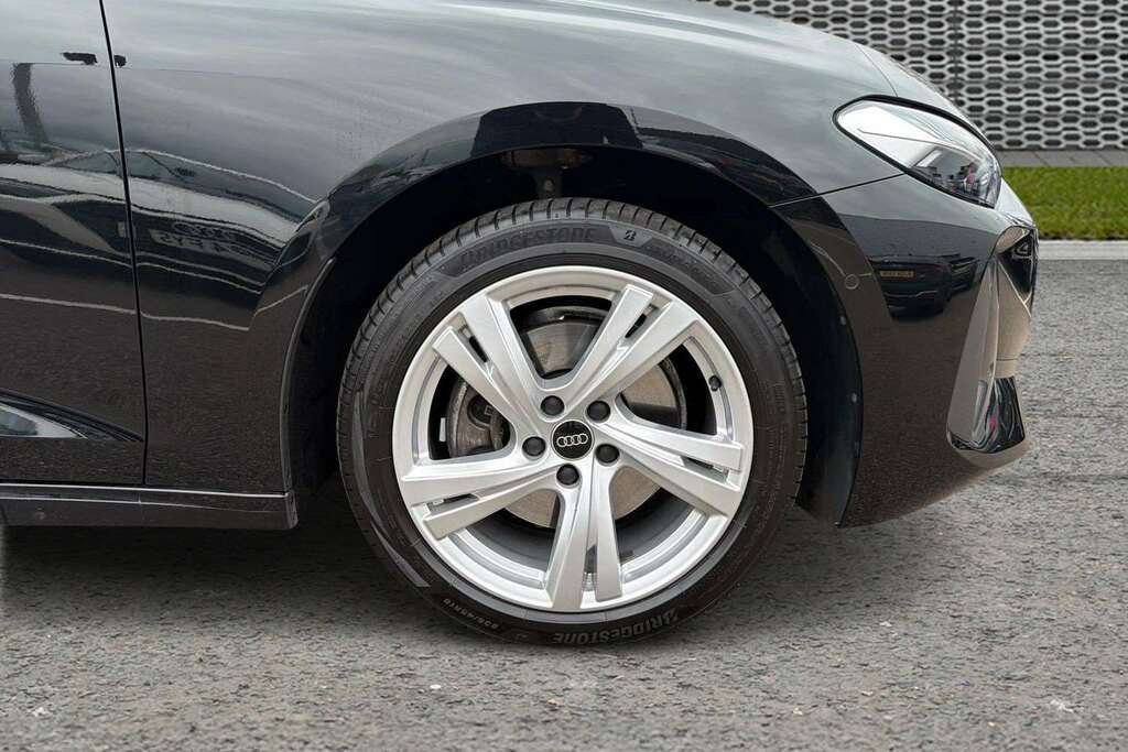 Audi A5 2.0 Tfsi 150 Sport S Tronic 2025 KN25OCB Black #5