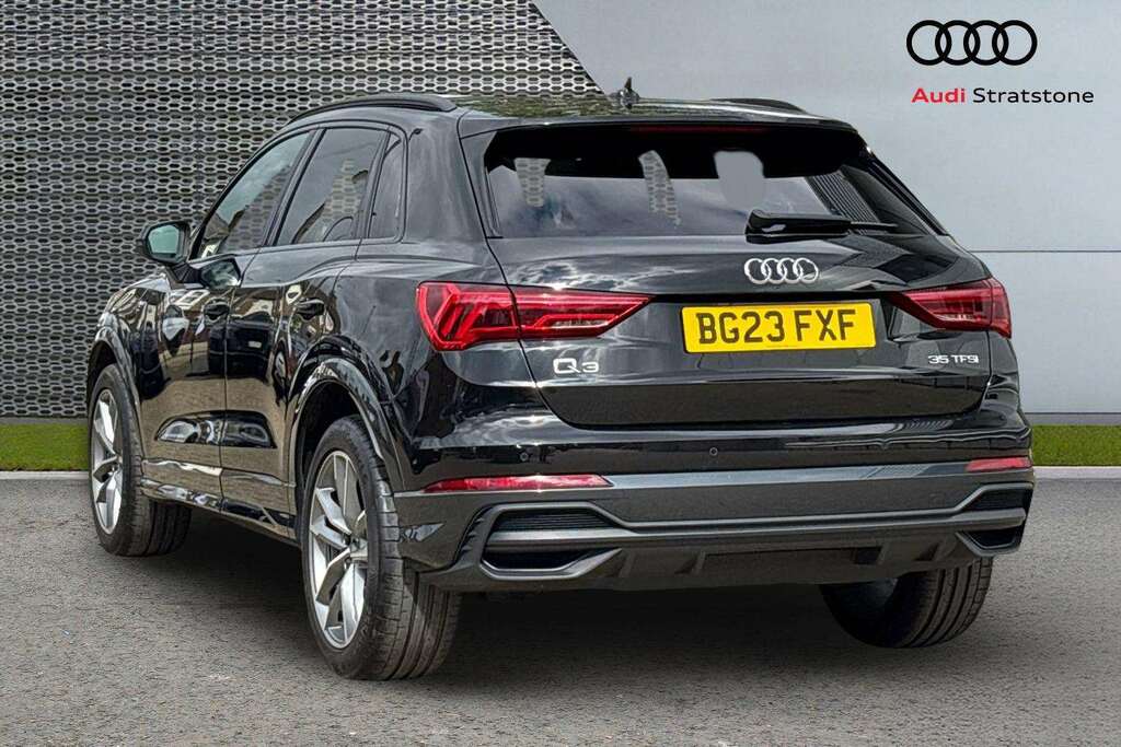 Audi Q3 35 Tfsi Black Edition S Tronic 2023 BG23FXF Black #3