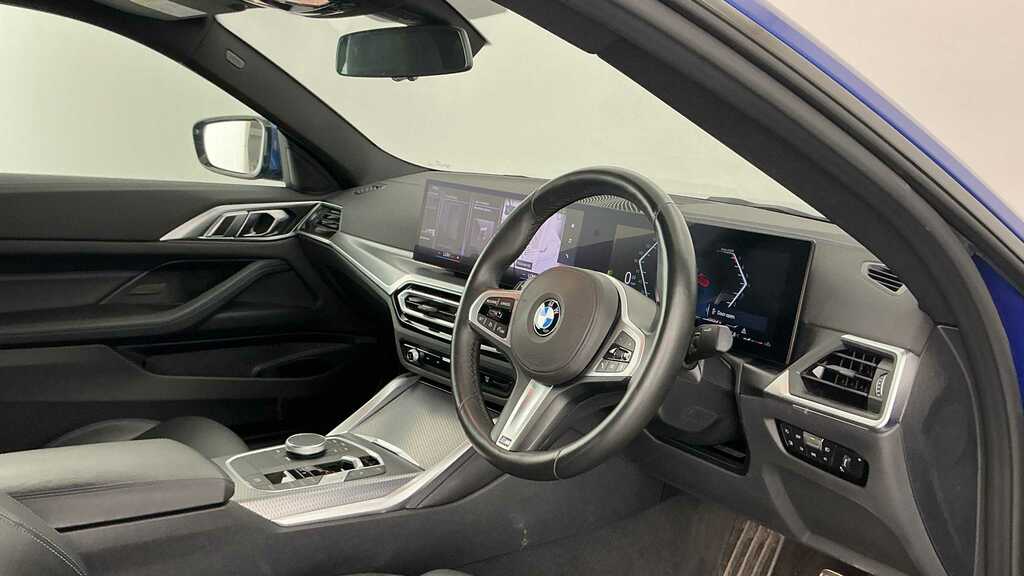 BMW 4 Series 420I Xdrive M Sport Step 2024 YP24OOW Blue #6