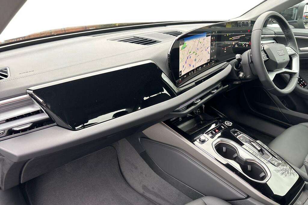 Audi A6 2.0 Tfsi 204 Sport S Tronic 2026 MC75GLV Black #2