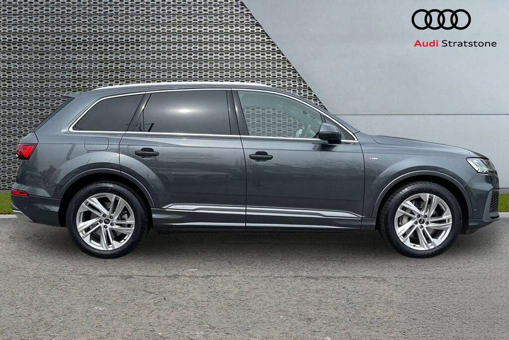 Audi Q7 55 Tfsi Quattro S Line Tiptronic 2023 LL73YGY Grey #4