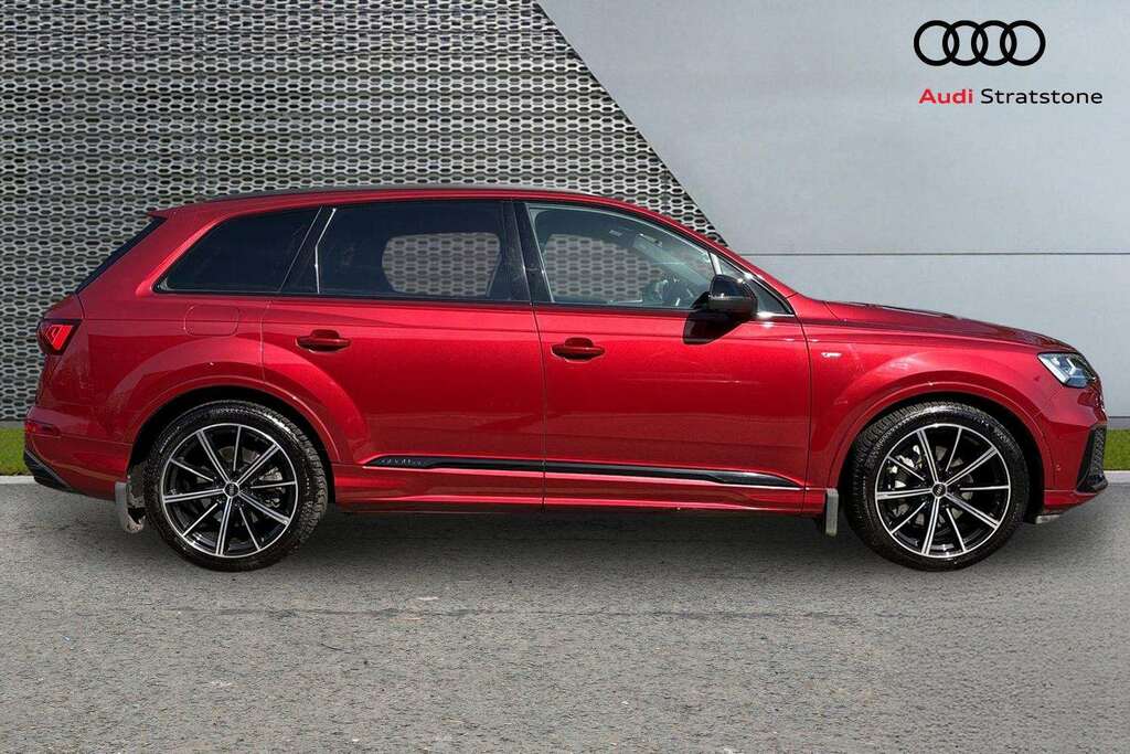 Audi Q7 50 Tdi Quattro Black Edition Tiptronic 2022 FX72VZS Red #4