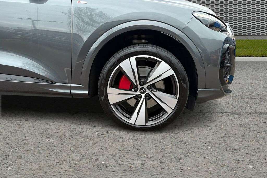 Audi Q5 2.0 Tdi Quattro Edition 1 S Tronic 2025 KR75HXB Grey #5