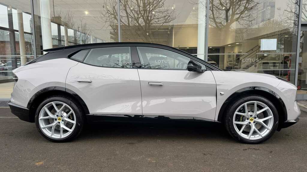 Lotus Eletre 450Kw 600 Gt Se 112Kwh 2025 RV75KOD Grey #2