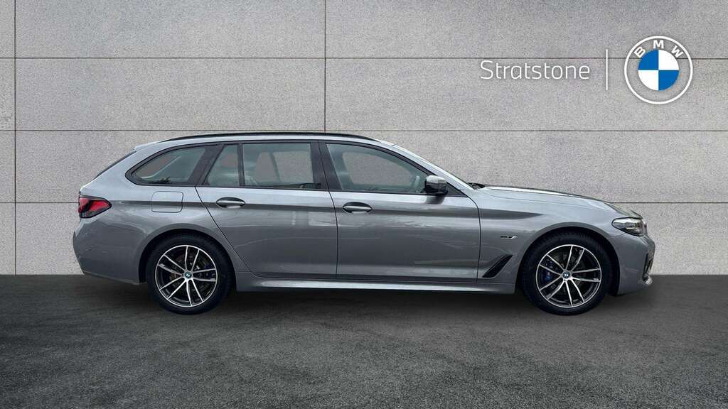 BMW 5 Series 530E M Sport 2023 LN23MUA Grey #3