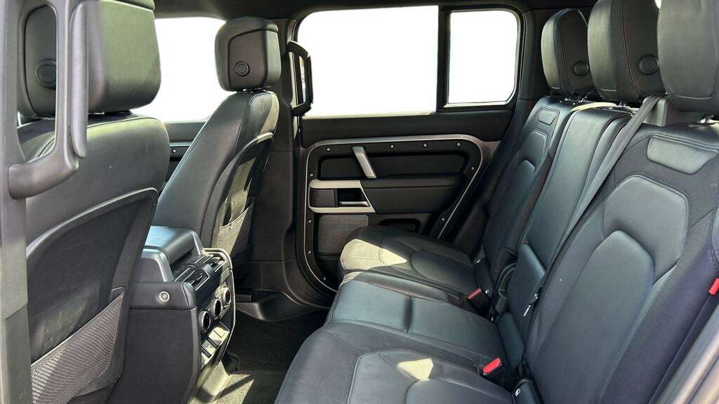 Land Rover Defender 110 3.0 D300 X-dynamic Hse 110 7 Seat 2023 KS23XYD Grey #4