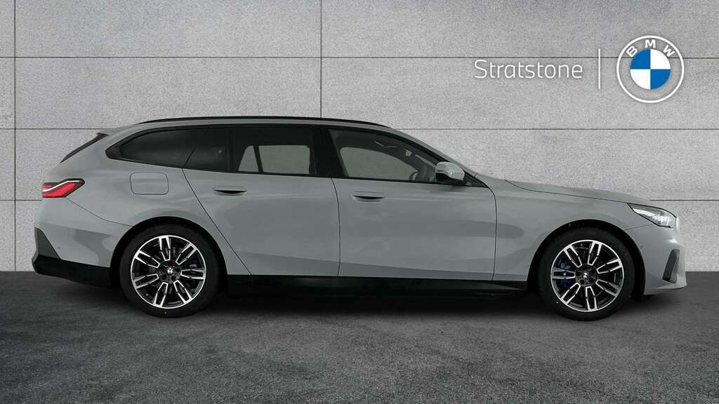 BMW i5 250Kw Edrive40 M Sport 84Kwh 2026 YP75VPV Grey #3