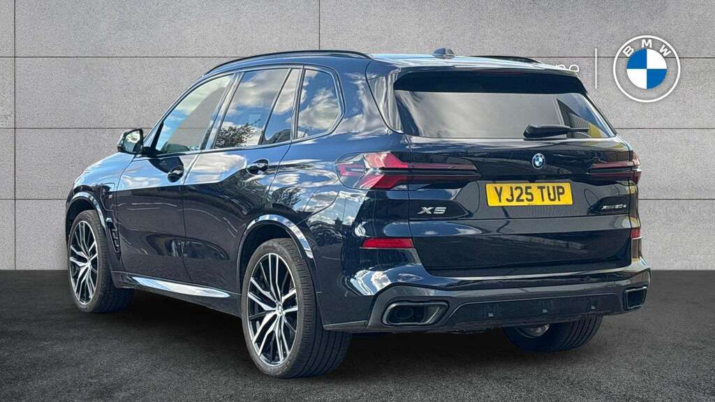 BMW X5 Xdrive50e M Sport 2025 YJ25TUP Black #2
