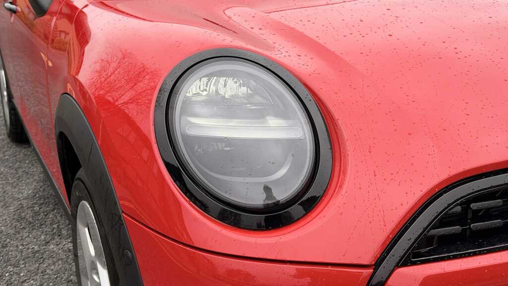 Mini Hatch 1.5 C Classic 2025 AF75NHO Red #6