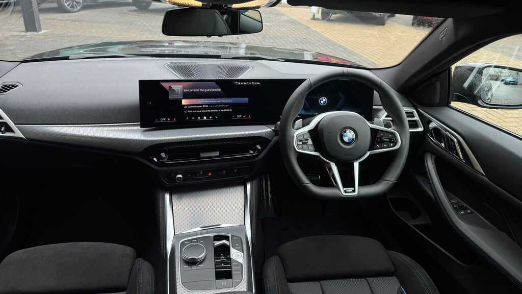 BMW 4 Series 420I M Sport Step 2025 FH75DHN Black #6
