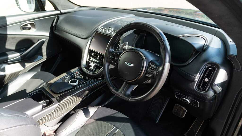 Aston Martin DBX V8 550 Touchtronic 2023 MM23KFZ Grey #3