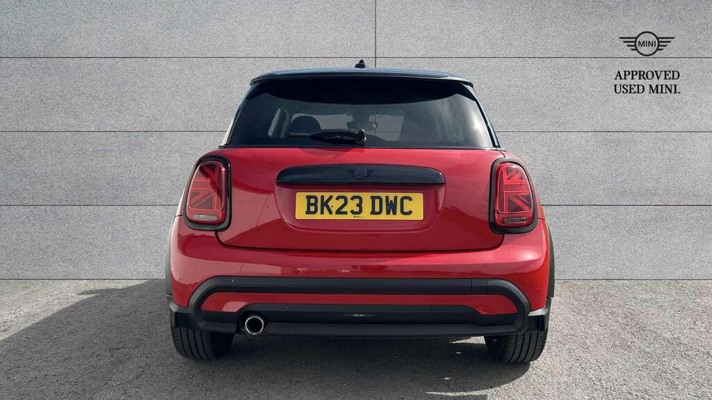 Mini Hatch 1.5 Cooper Classic Premium 2023 BK23DWC Red #3
