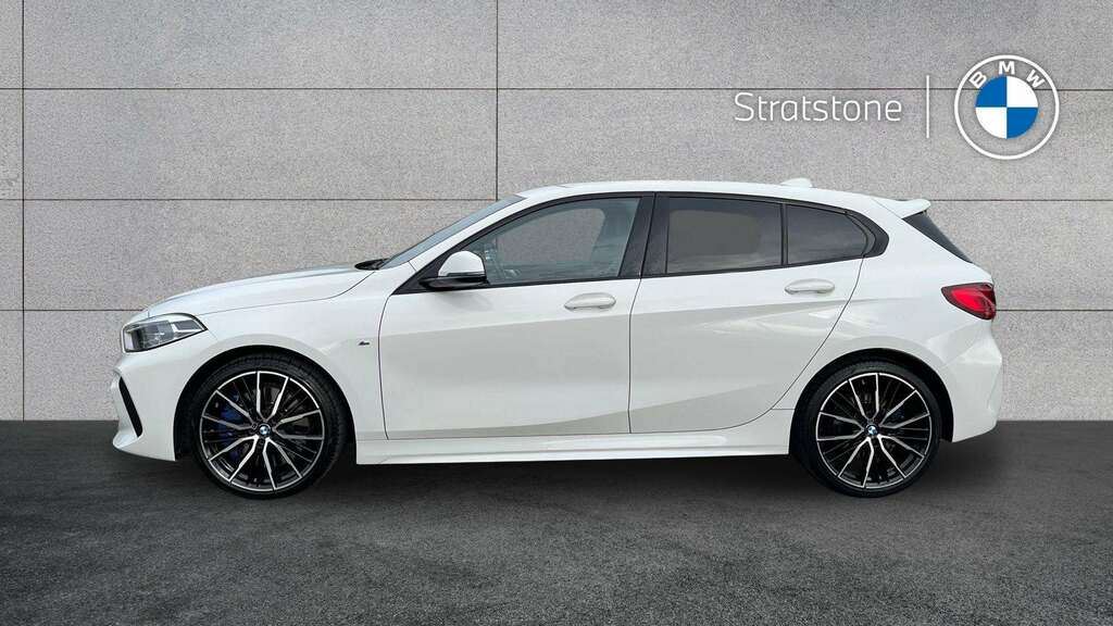 BMW 1 Series 118I 136 M Sport Step Lcp 2023 FH72KKR White #4