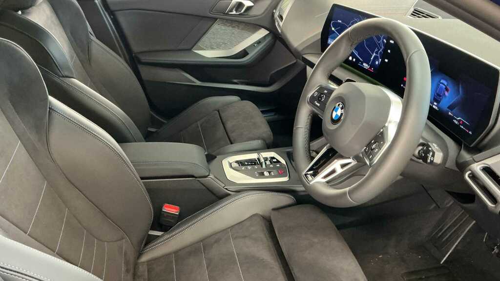 BMW 1 Series 120 M Sport Step 2026 YH26FTF Blue #4