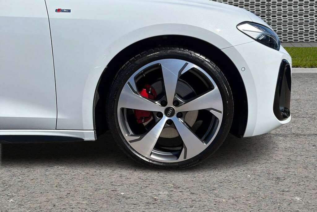 Audi A5 2.0 Tdi Quattro 204 Edition 1 S Tronic 2025 KU75ZCO White #4