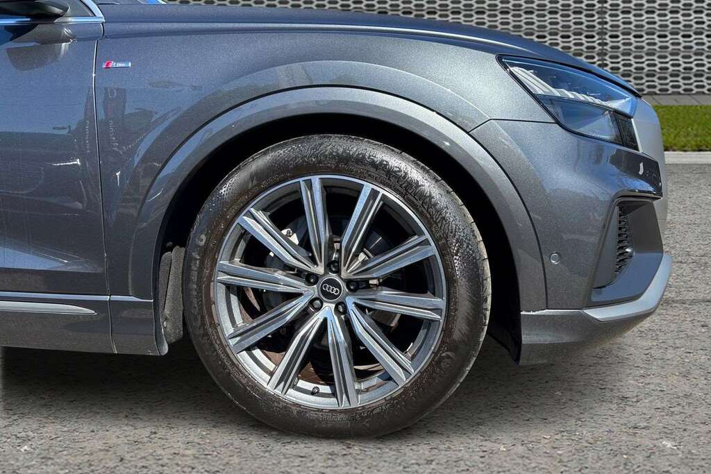 Audi Q8 55 Tfsi Quattro S Line Tiptron Comfortsound Grey #5