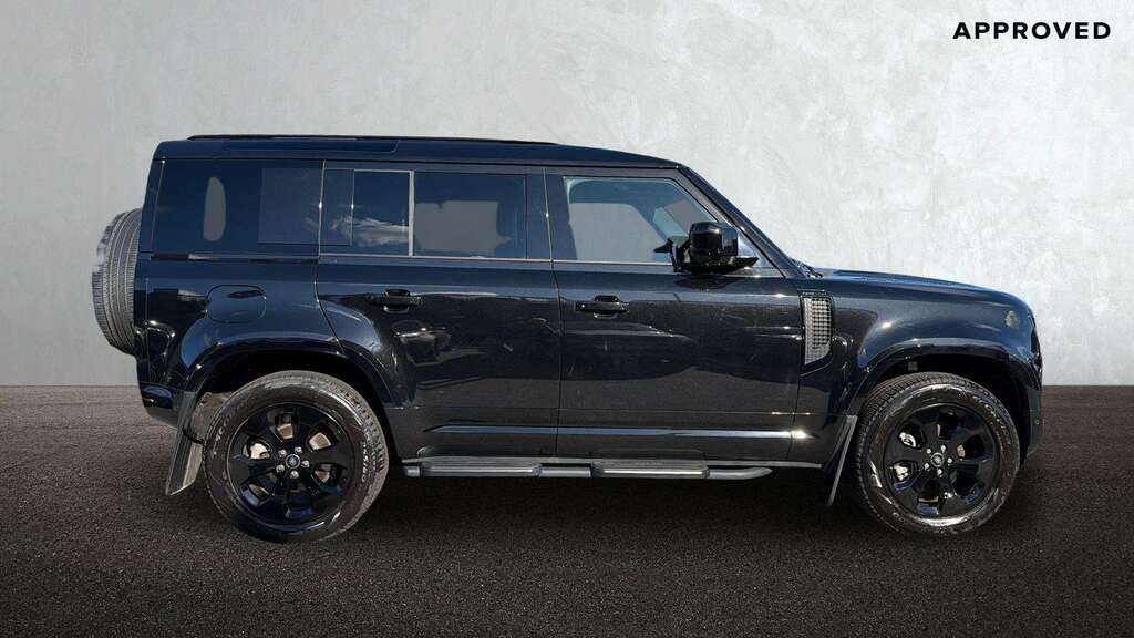 Land Rover Defender 110 3.0 D250 X-dynamic Se 110 2025 BU75SVV Black #5