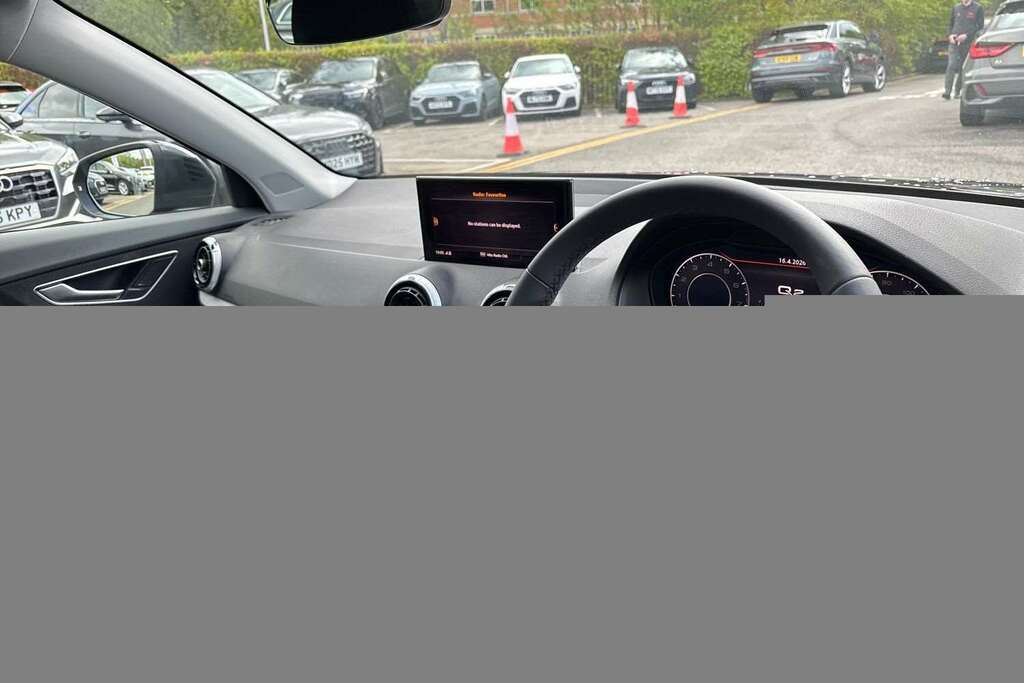 Audi Q2 35 Tfsi Sport 2023 MM73NDO Grey #6
