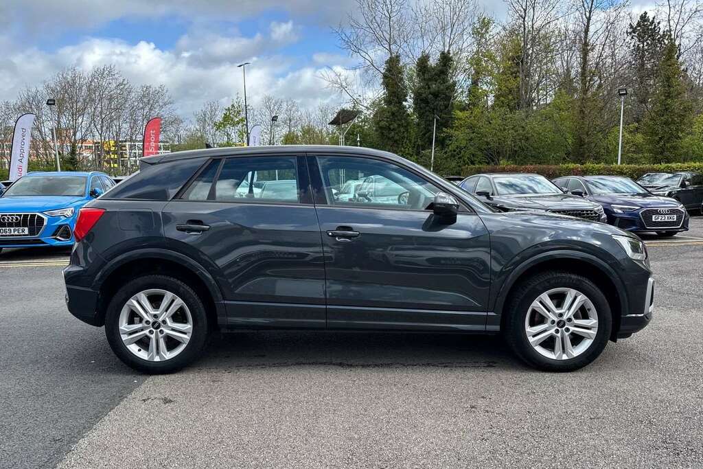 Audi Q2 35 Tfsi Sport 2023 MM73NDO Grey #4