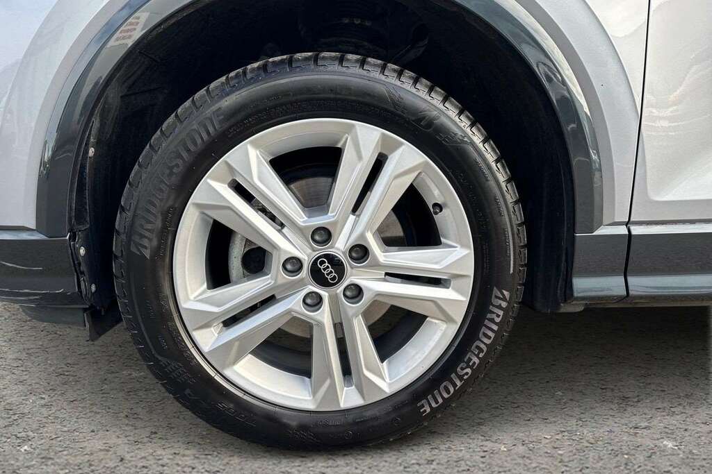 Audi Q2 35 Tfsi Sport 2023 VO23PLX Silver #5