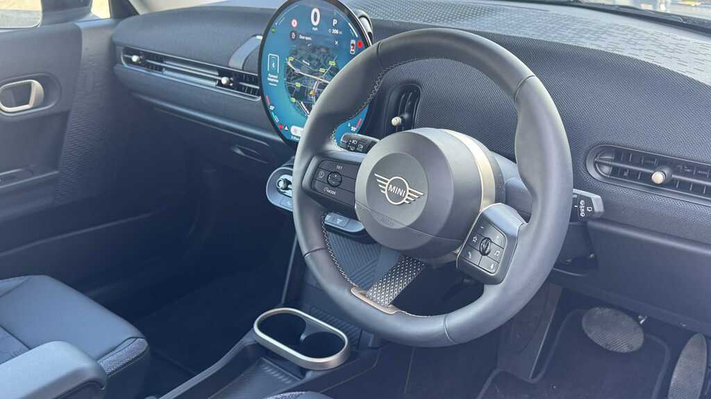 Mini Hatch 1.5 C Classic 2025 YB25JDK Silver #6