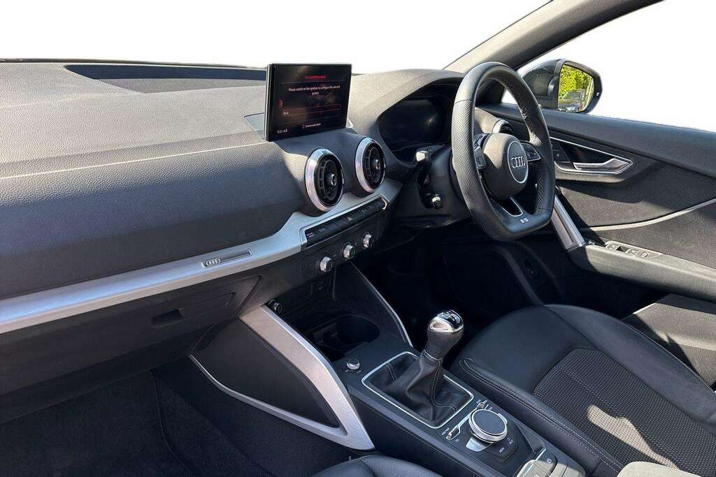 Audi Q2 30 Tfsi Black Edition 2023 MK73CCF Grey #2