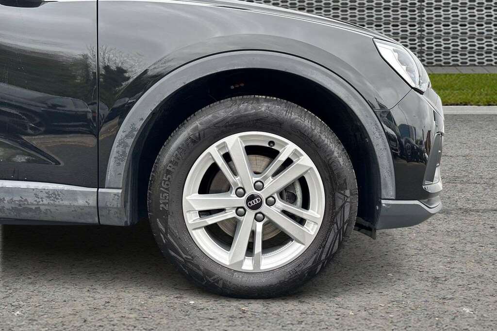 Audi Q3 35 Tfsi Technik S Tronic 2022 MM72TWX Black #5