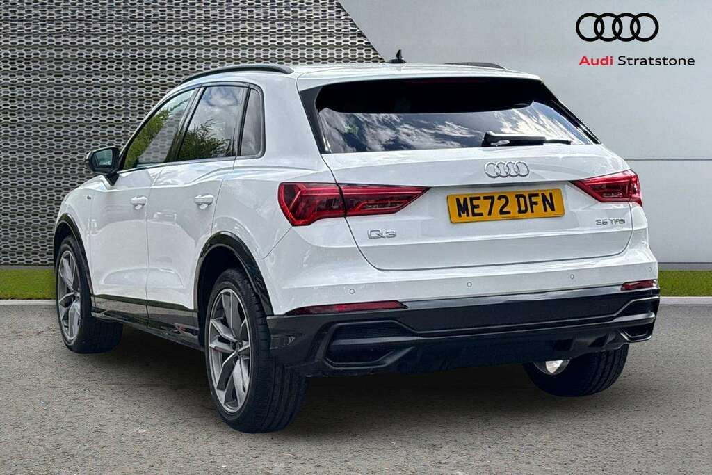 Audi Q3 35 Tfsi Black Edition S Tronic 2022 ME72DFN White #3