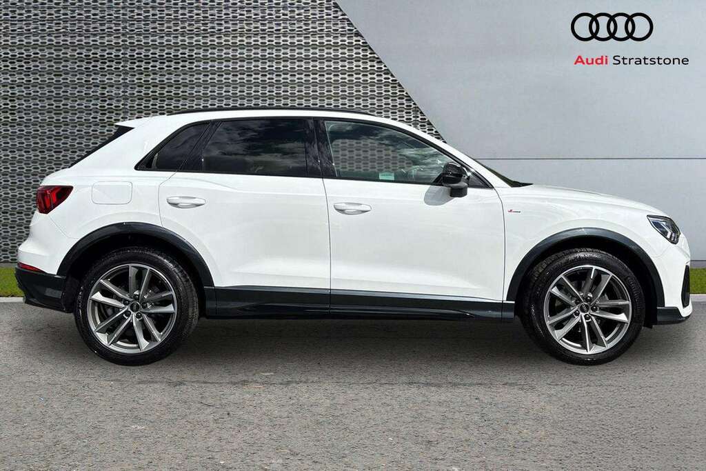 Audi Q3 35 Tfsi Black Edition S Tronic 2022 ME72DFN White #4