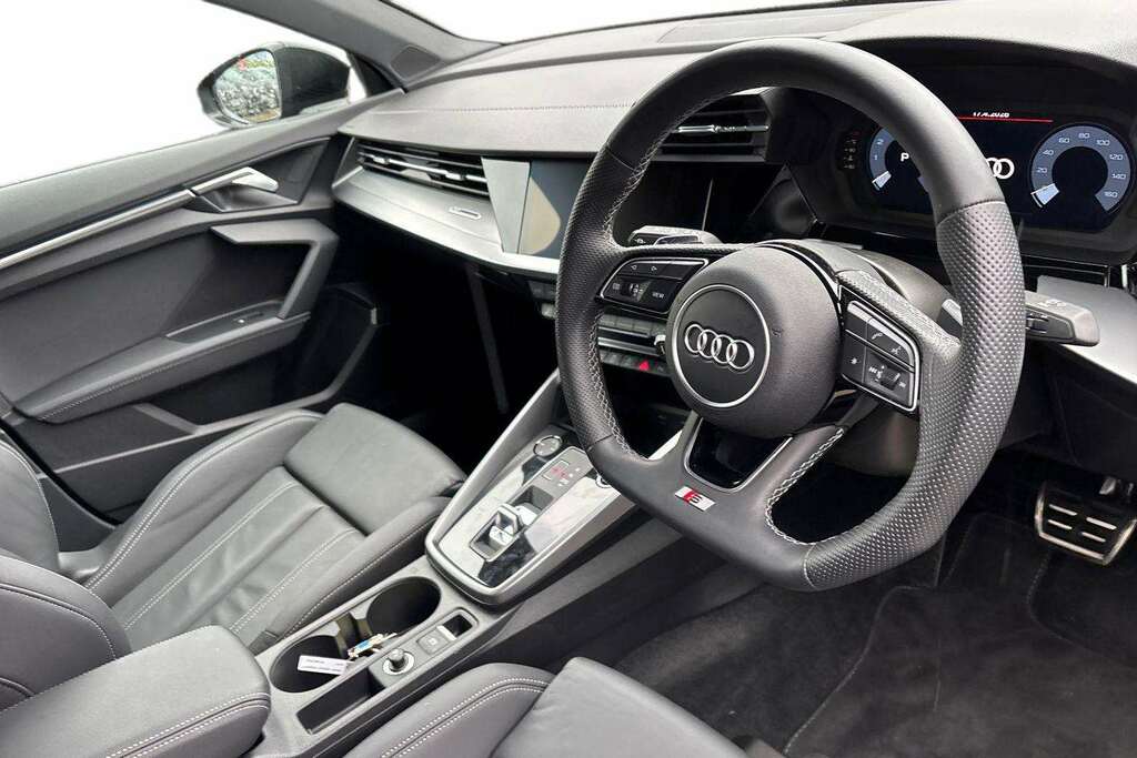 Audi A3 35 Tfsi Black Edition S Tronic 2024 MP24KSF Black #5