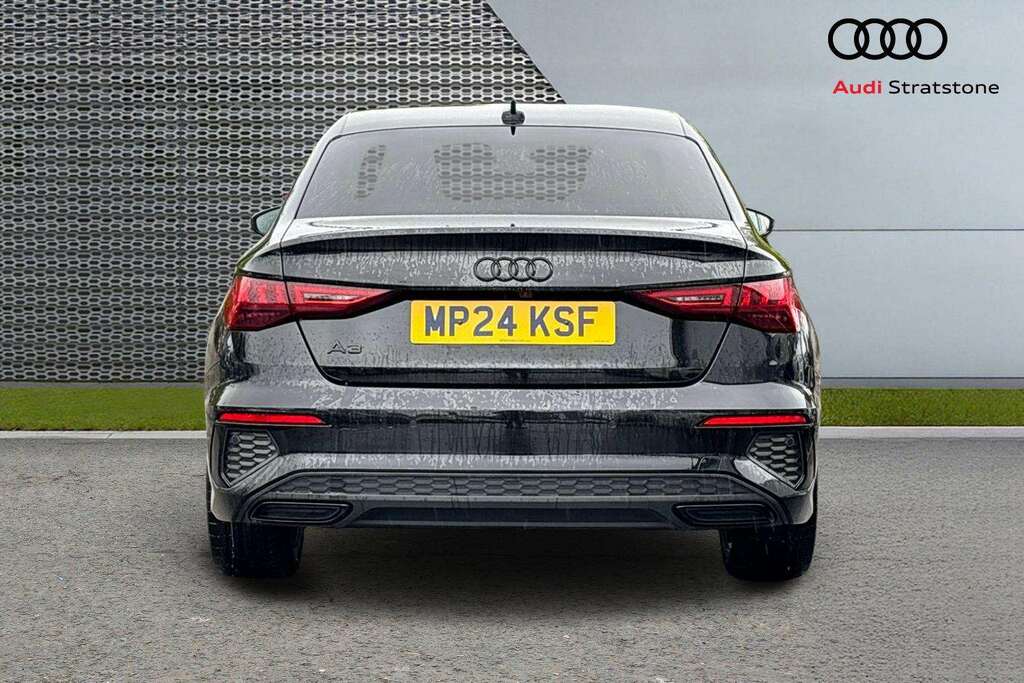 Audi A3 35 Tfsi Black Edition S Tronic 2024 MP24KSF Black #6