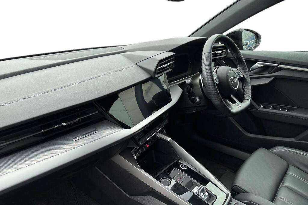 Audi A3 35 Tfsi Black Edition S Tronic 2024 MP24KSF Black #2